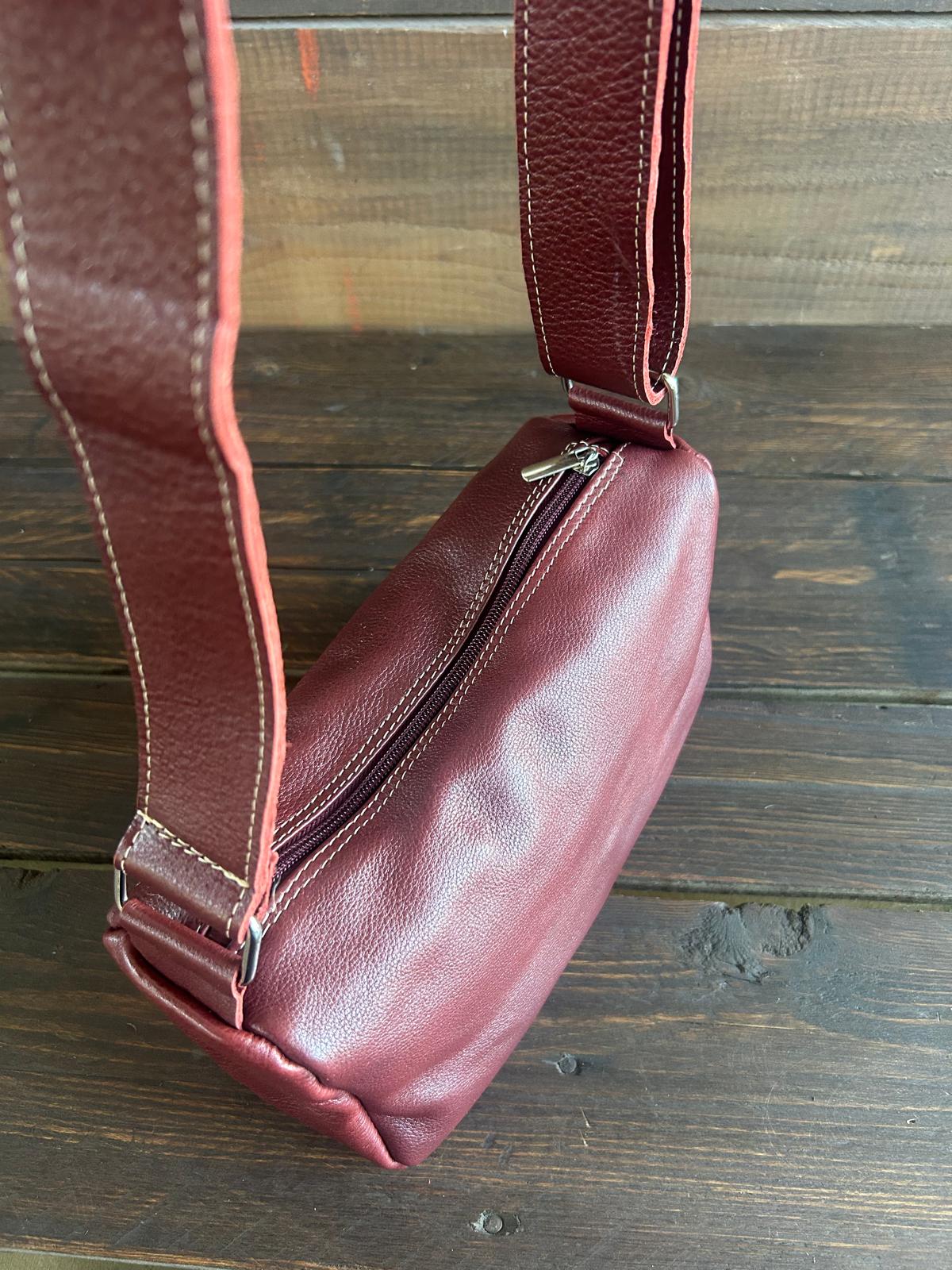 Carlotta - la nostra tracolla mezza luna - col. Maroon