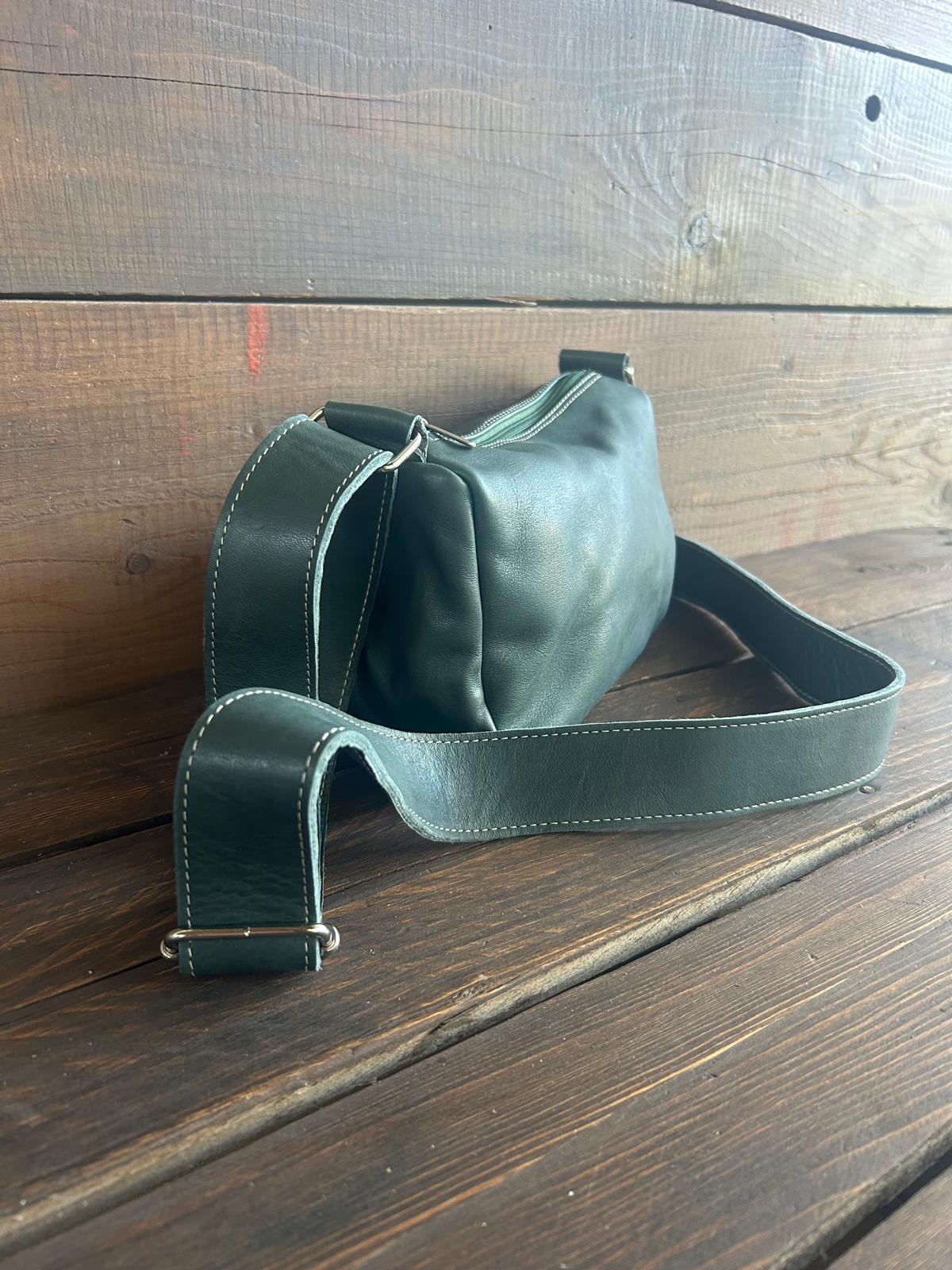 Carlotta - la nostra tracolla mezza luna - col. Dark Teal