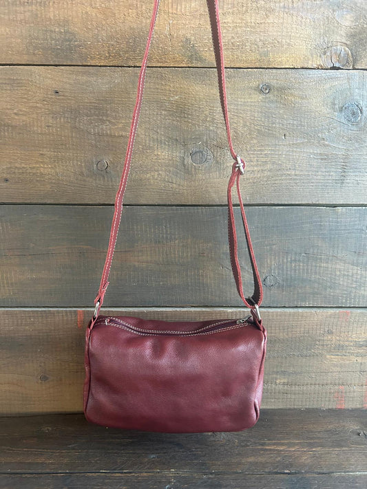 Carlotta - la nostra tracolla mezza luna - col. Maroon