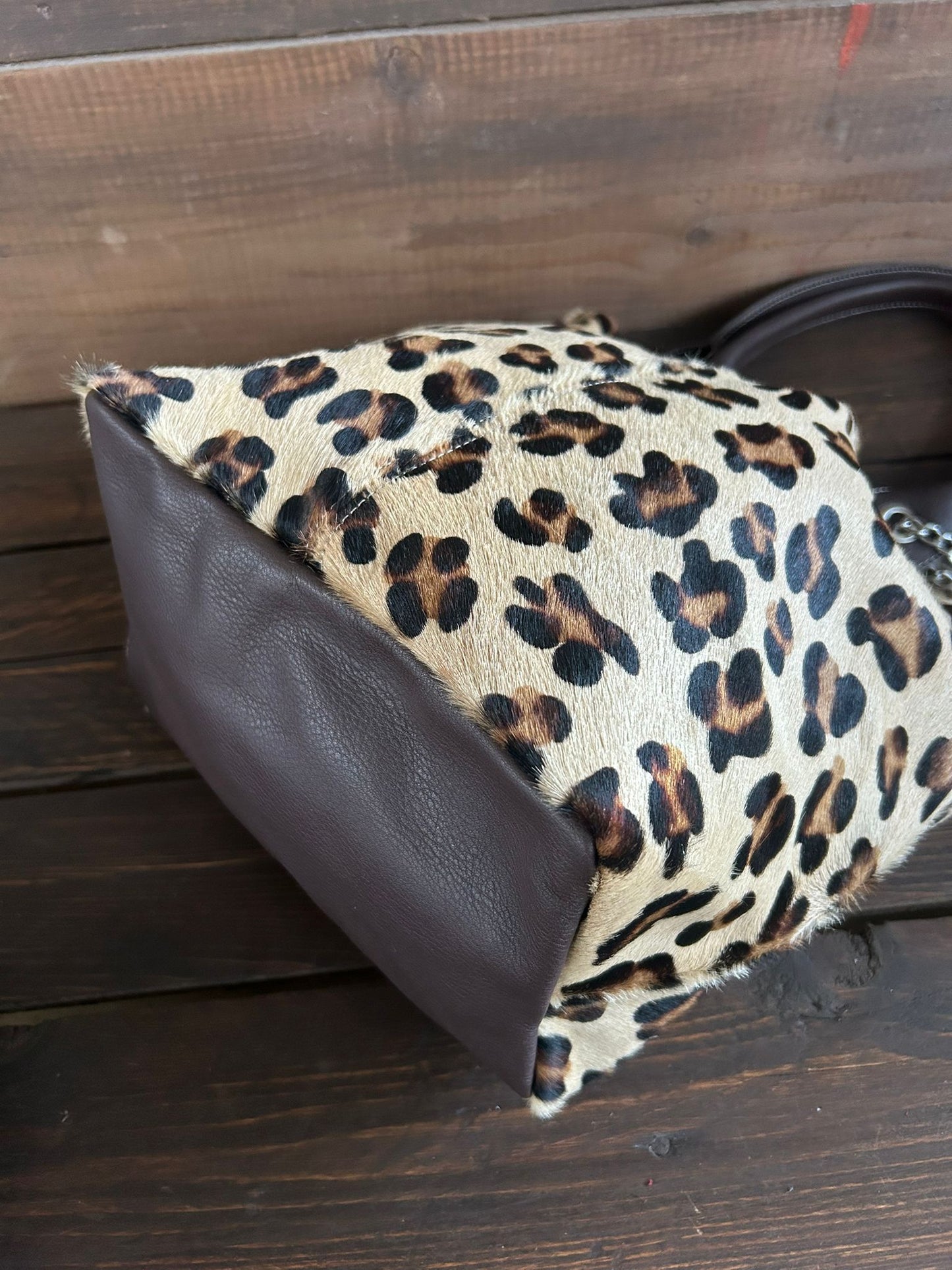 Sacca in pelle EREBA  Leopardy